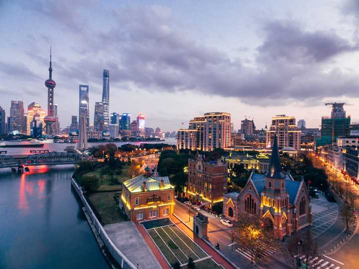 上海之声,与听众朋友们共话美好时光